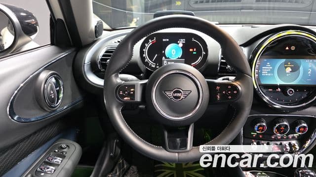 Mini Cooper S Clubman 2022 — фото 13 из 20