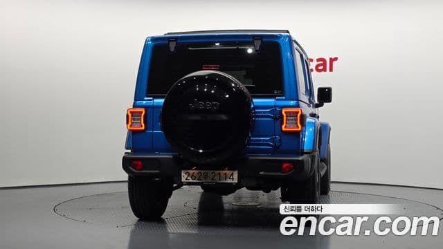 Jeep Wrangler 2022 — Photo 10/20