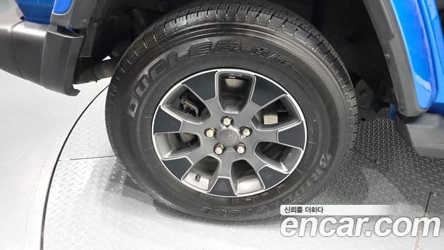 Jeep Wrangler 2022 — Photo 8/20