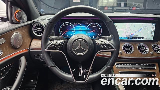Mercedes-Benz E-Class 2020 — ფოტო 13/20