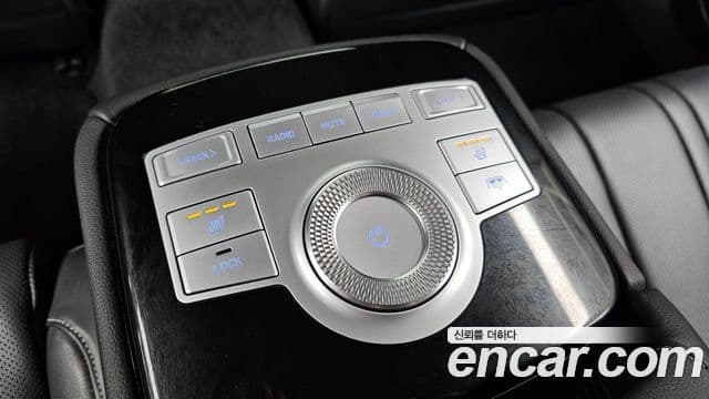 Genesis Electrified G80 2020 — Şəkil 19/20