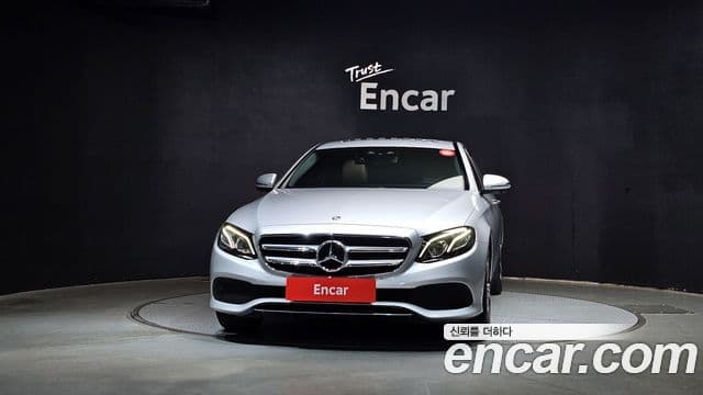 Mercedes-Benz E-Class 2018 — Şəkil 3/20
