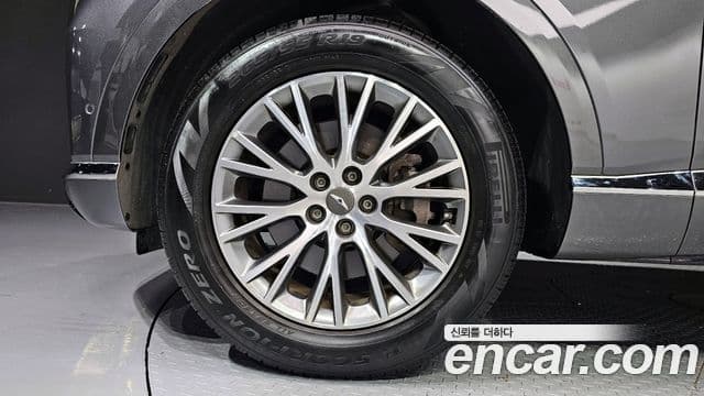 Genesis GV80 2021 — ფოტო 5/20