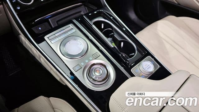 Genesis GV80 2021 — ფოტო 9/20