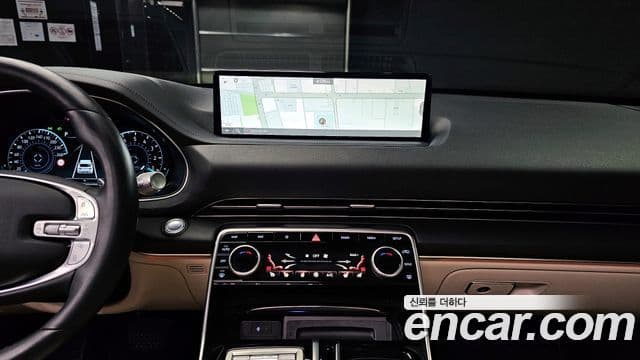 Genesis GV80 2021 — ფოტო 17/20