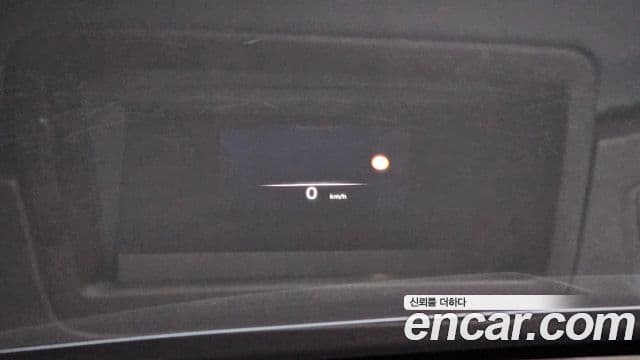 Genesis Electrified G80 2022 — фото 13 из 20