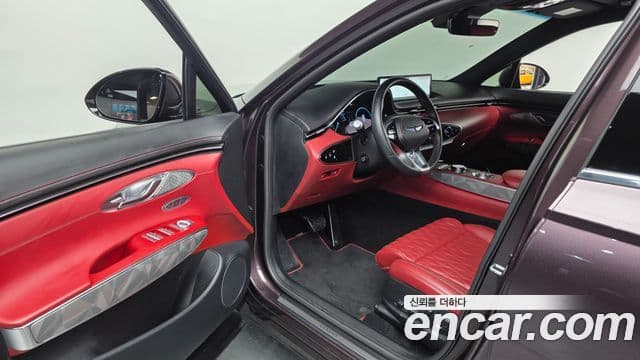 Genesis GV70 2021 — ფოტო 15/20