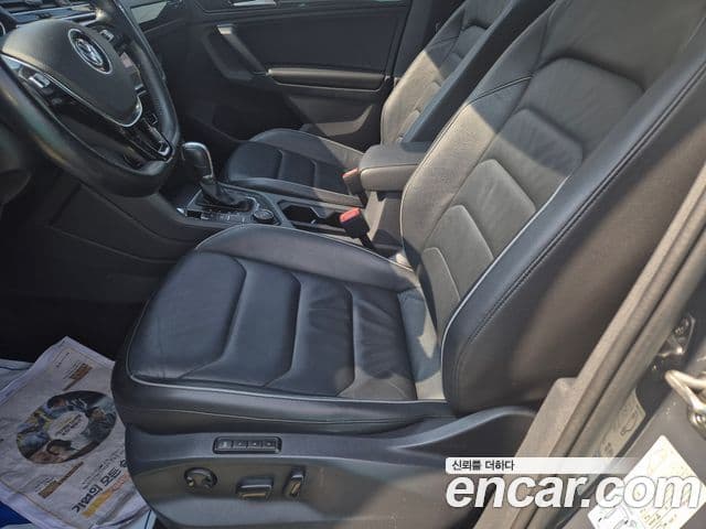 Volkswagen Tiguan 2018 — Photo 15/19