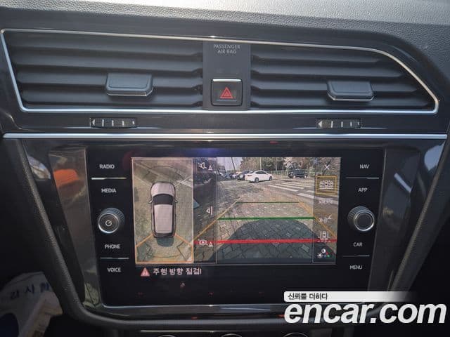 Volkswagen Tiguan 2018 — Photo 4/19