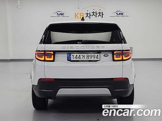 Land Rover Discovery Sport 2021 — ფოტო 3/20