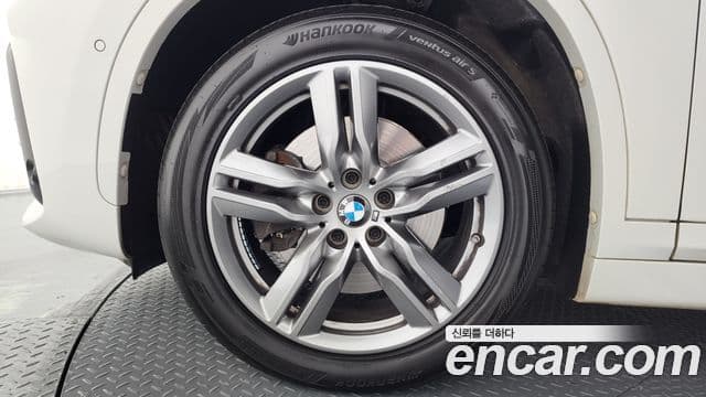 BMW X1 2022 — Şəkil 5/20