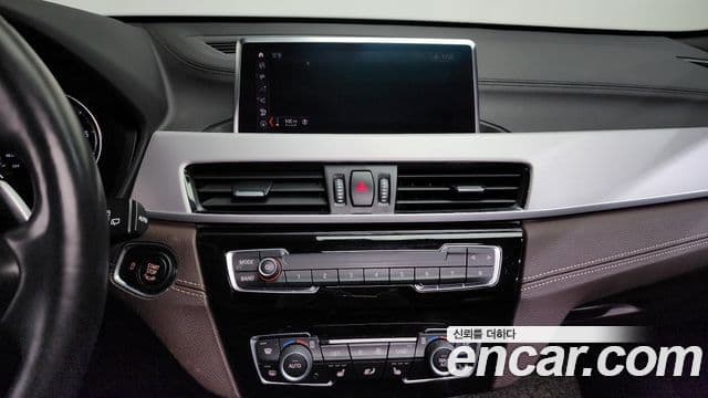 BMW X1 2022 — Şəkil 15/20