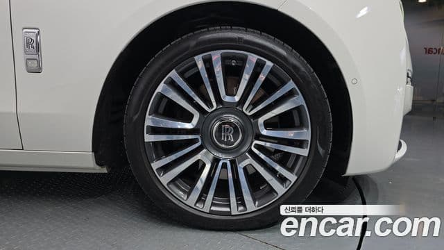 Rolls-Royce Ghost 2021 — ფოტო 5/20