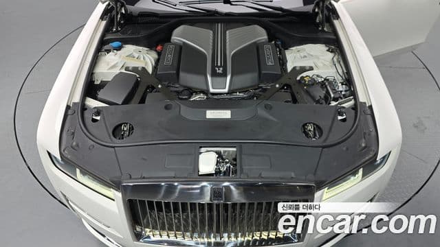Rolls-Royce Ghost 2021 — фото 6 из 20
