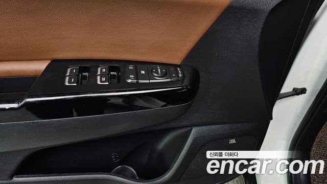 Kia Sportage The Bold 2019 — ფოტო 18/20