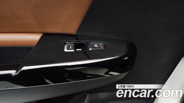 Kia Sportage The Bold 2019 — ფოტო 19/20