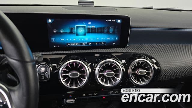 Mercedes-Benz A-Class 2020 — фото 14 из 20