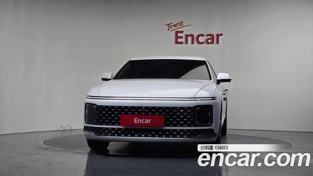 Hyundai Grandeur Hybrid 2023 — Photo 6/20