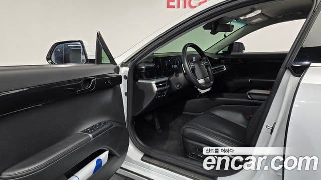 Hyundai Grandeur Hybrid 2023 — Photo 12/20