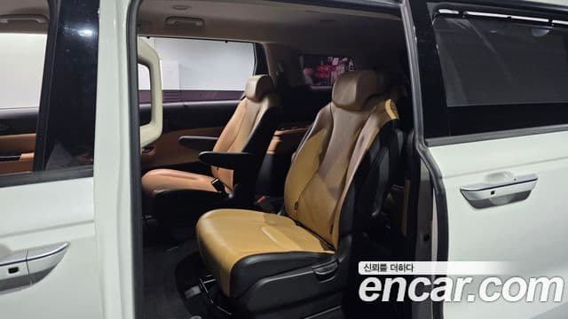 Kia Carnival 2020 — Şəkil 12/20