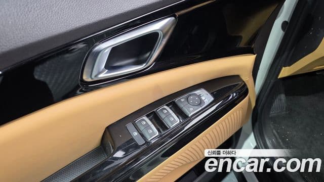 Kia Carnival 2020 — Şəkil 16/20
