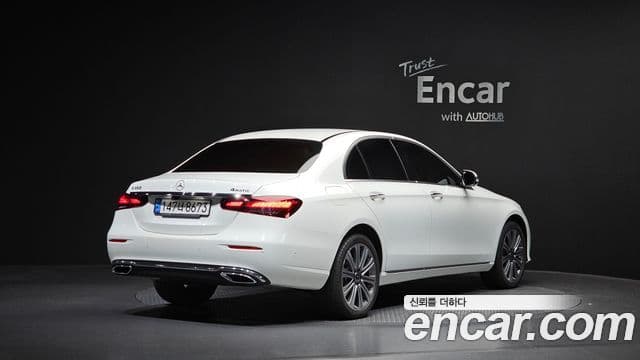 Mercedes-Benz E-Class 2022 — Şəkil 2/20