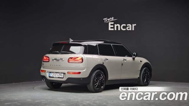 Mini Cooper Clubman 2023 — Photo 11/20