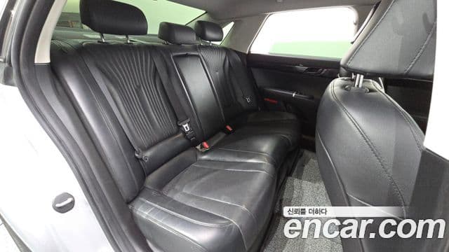 Hyundai Grandeur 2023 — ფოტო 12/20