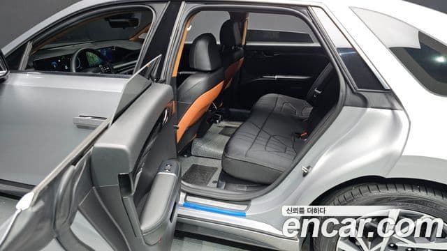 Hyundai Grandeur 2023 — Фото 13/20