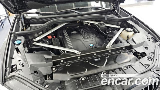 BMW X5 2021 — ფოტო 6/20