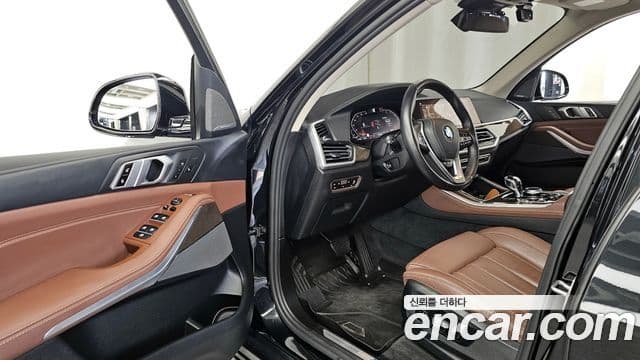 BMW X5 2021 — фото 10 из 20