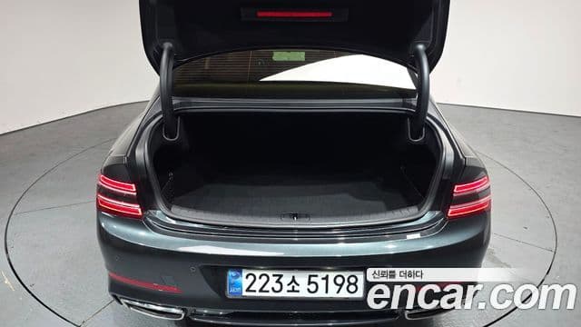 Genesis Electrified G80 2021 — фото 20 из 20