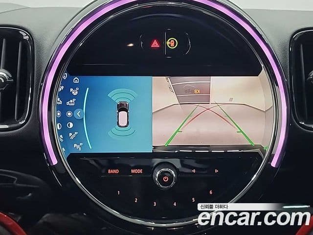 Mini Cooper S Countryman 2023 — фото 15 из 20
