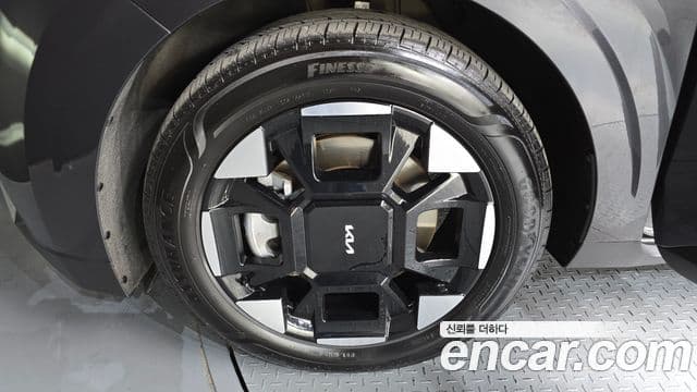 Kia Carnival 2024 — фото 5 из 20