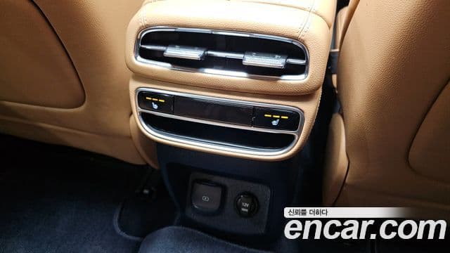 Genesis GV80 2021 — Şəkil 19/20