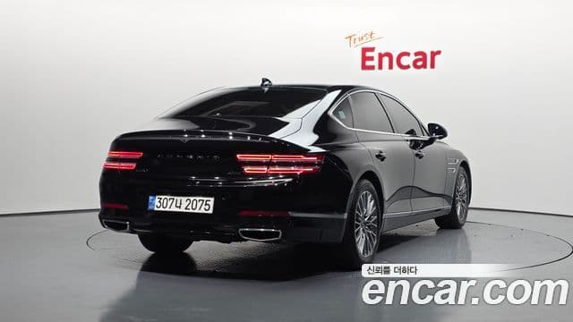 Genesis G80 2022 — Photo 1/20