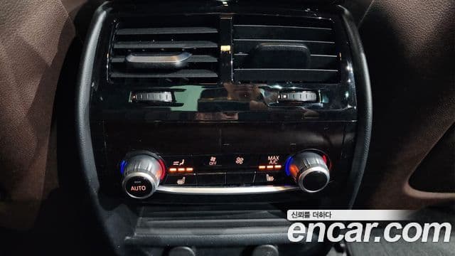 BMW 5 Series 2019 — Şəkil 19/20