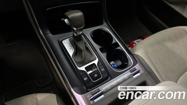 Kia Carnival 2022 — Şəkil 9/20