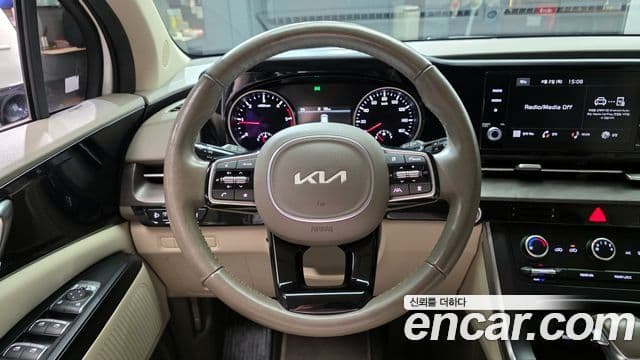 Kia Carnival 2022 — Şəkil 13/20