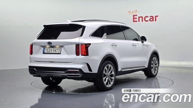 Kia Sorento 2021 — Фото 2/20