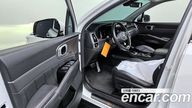 Kia Sorento 2021 — Фото 11/20