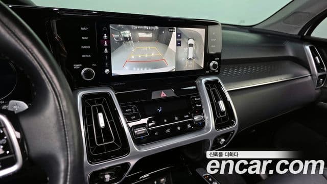 Kia Sorento 2021 — Фото 15/20