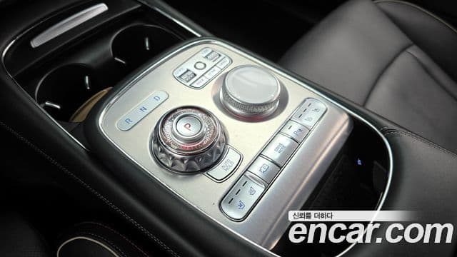 Genesis G90 2023 — Şəkil 9/20
