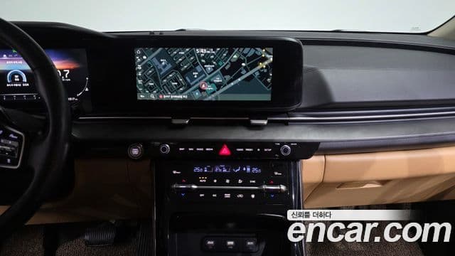 Kia Carnival 2021 — Фото 14/20