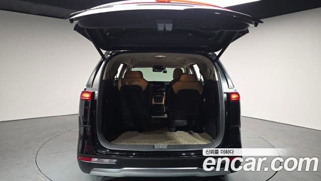 Kia Carnival 2021 — Фото 20/20