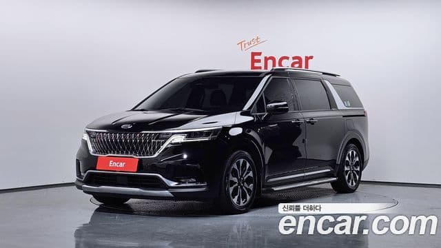 Kia Carnival 2021 — Фото 1/20