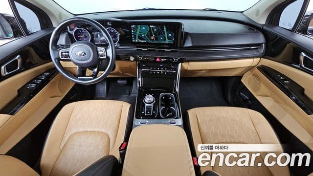 Kia Carnival 2021 — Фото 7/20