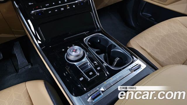 Kia Carnival 2021 — Фото 9/20