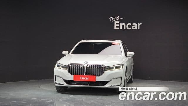 BMW 7 Series 2021 — ფოტო 3/20