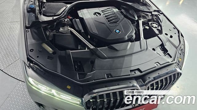 BMW 7 Series 2021 — ფოტო 6/20